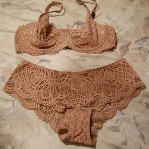Victoria Secret dusty rose set nwt